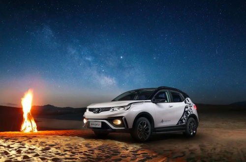 DX5北极熊&蓝企鹅家用SUV 神兽回笼 DX5北极熊&蓝企鹅家用SUV 神兽回笼