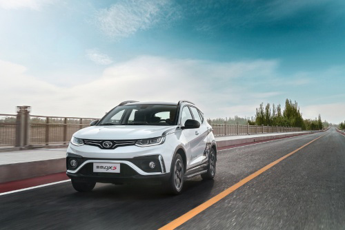 DX5北极熊&蓝企鹅家用SUV 神兽回笼 DX5北极熊&蓝企鹅家用SUV 神兽回笼